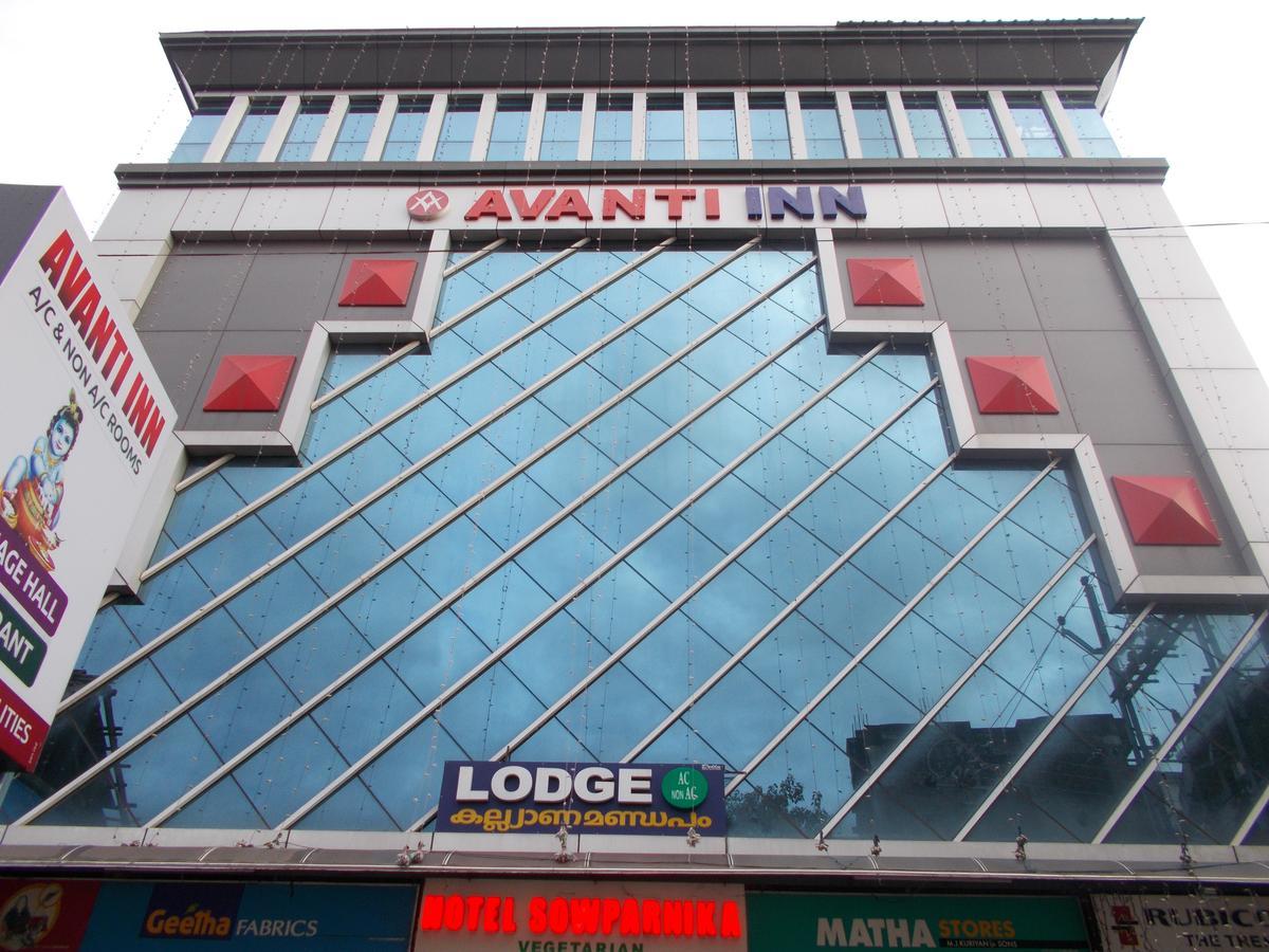 Avanti Inn Guruvāyūr Exteriör bild